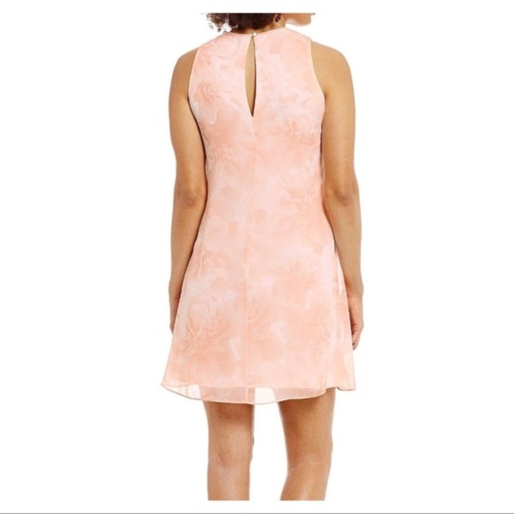 Calvin Klein Dresses & Skirts - Calvin Klein Floral Print Shift Dress